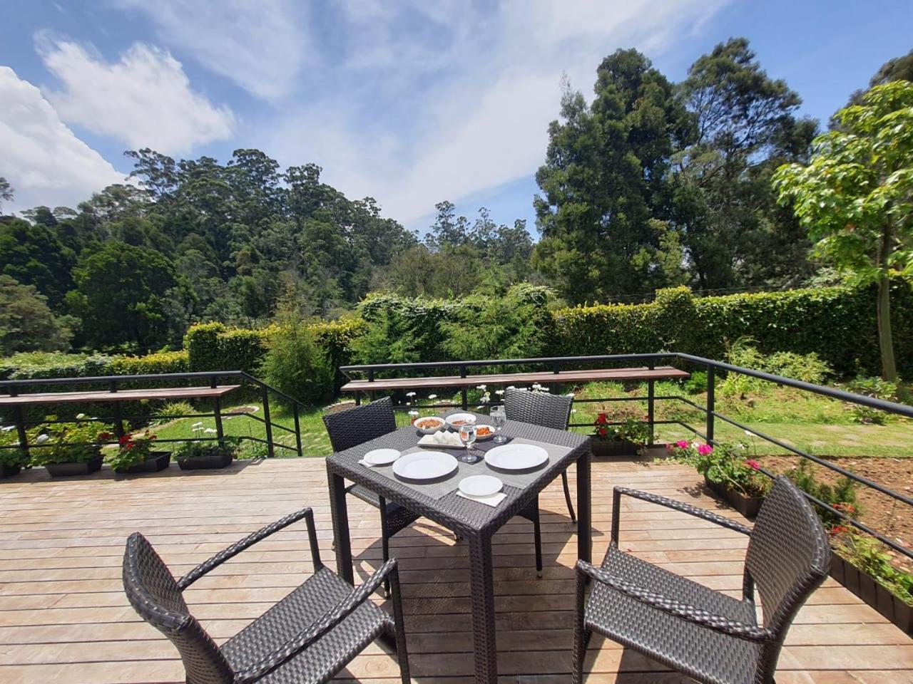 Chimneys Nuwara Eliya Hotel Exterior photo